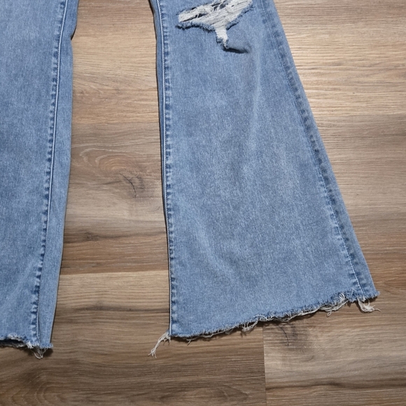 American Eagle Super High Rise Flare Next Level 2024 Jeans Size 12 Long - Picture 5 of 14